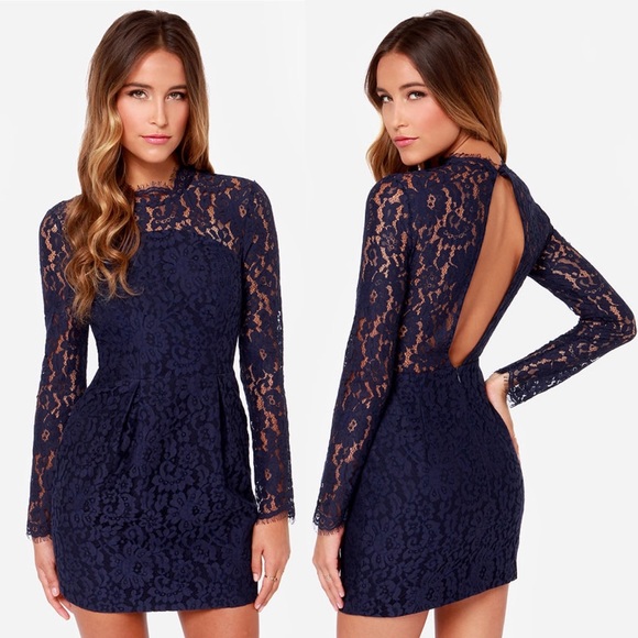 NWT KEEPSAKE Run the World Long Sleeve Lace Dress - Picture 8 of 8
